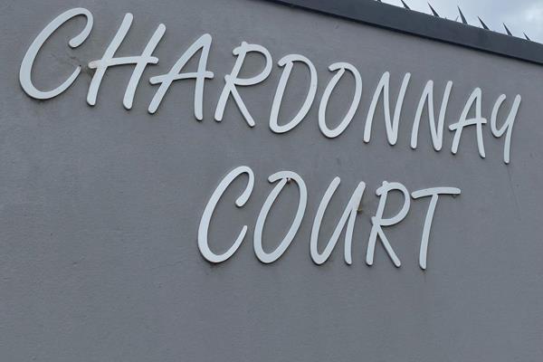 2 Bedroom Property for Sale in Stratford Green Western Cape